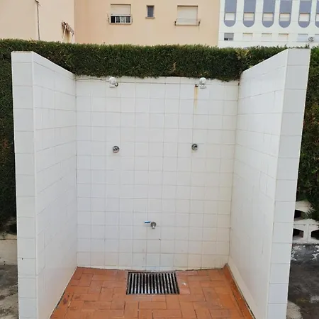 Calle Barraques solo familias Apartamento